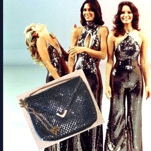 1970s BLACK METAL MESH EVENING BAG GOLD 40" CHAIN STRAP